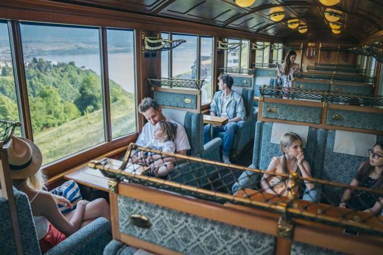 golden-pass-tren-infosvalencia