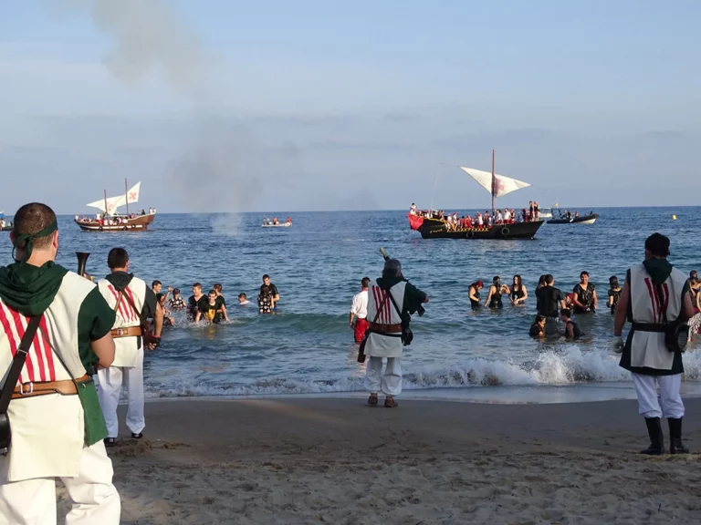 alicante-villajoyosa-moors-and-christians-infosvalencia