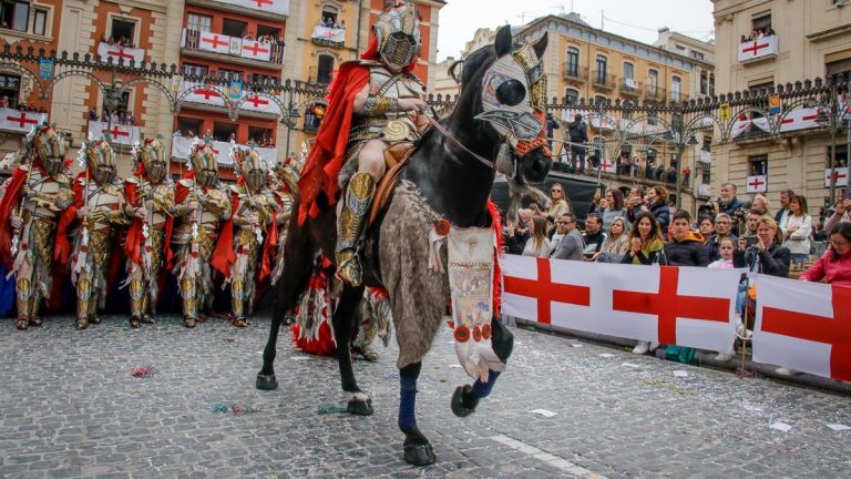 moros y cristianos-alcoy-2024-infosvalencia