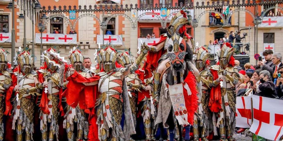 moros-y-cristianos-en-peniscola-infosvalencia