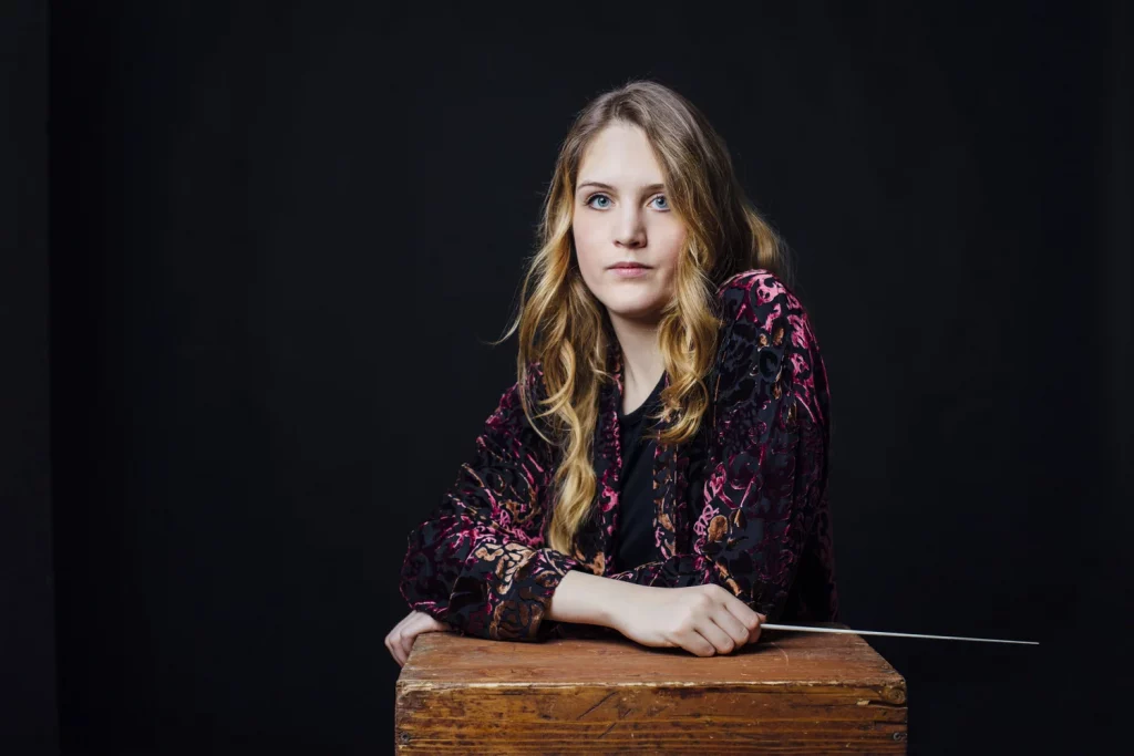 Clara+Maria+Bauer_c-Natalie-Paloma Clara+Maria+Bauer_c-Natalie-Paloma